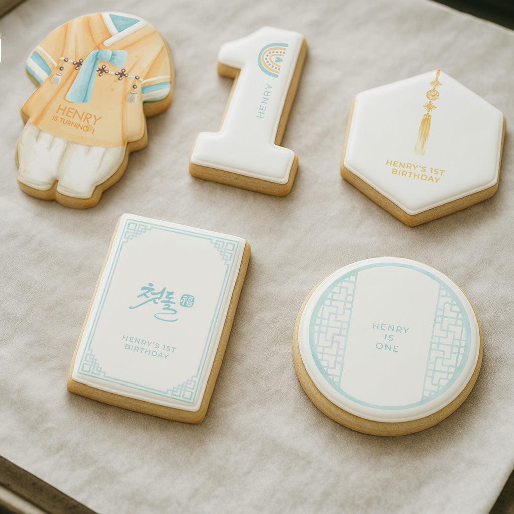 Girl Hanbok Cookie / Dohl Cookie - Traditional Korean Birthday Cookies